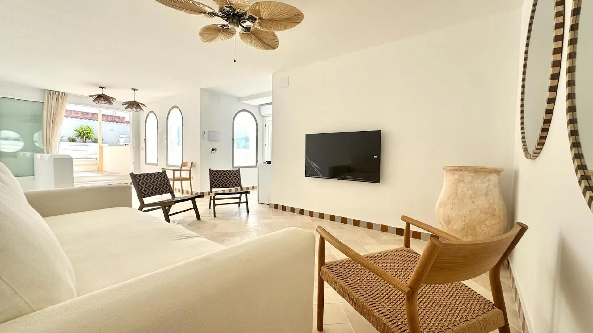 Villa Con Piscina Privada Salada, Solarium Y 3 Dormitorios